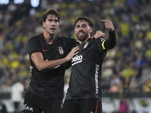 Be�ikta�’a Vlahovic ve Trossard’dan iyi haber!