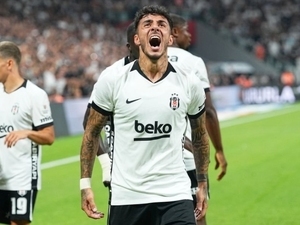 Emirhan Top�u performans�yla g�z dolduruyor