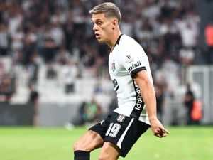 Trossard milli tak�m antrenman�na �kamad�