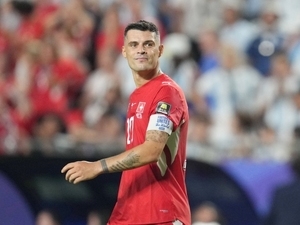 Xhaka’ya sahte a�� sertifikas� soru�turmas�