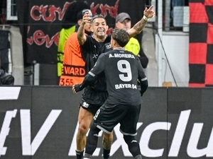 Be�ikta�’�n rakibi Leverkusen Avrupa’ya galibiyetle ba�lad�!