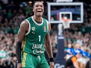 Be�ikta�, Lonnie Walker IV’�n pe�inde