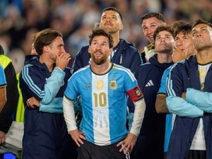 Messi sonras� Arjantin’de 10 numara i�in 3 aday