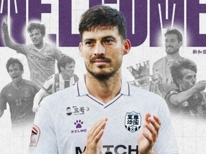 David Silva, 3 y�l sonra futbola d�nd�!