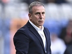 Abdullah Avc�’dan Milli Tak�m a�klamas�!